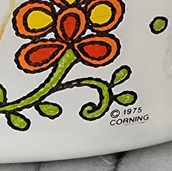 Corning Ware Floral Casserole Dish - Picture 16 of 16